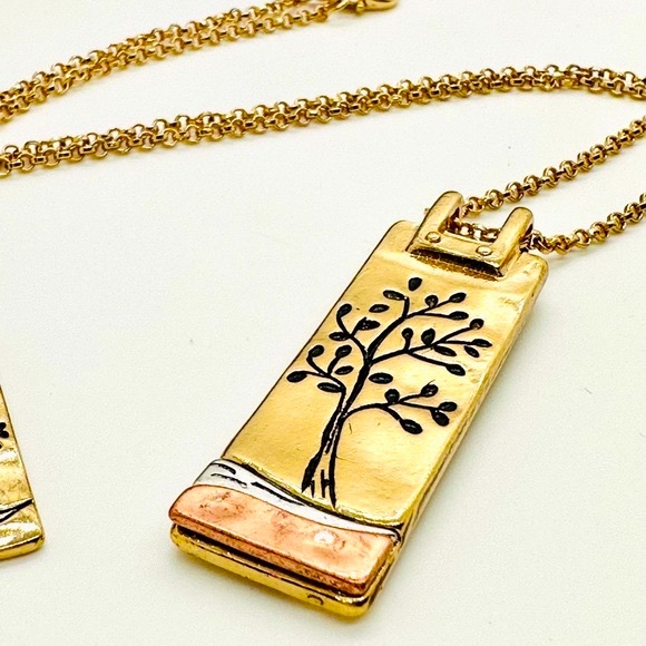 New Tree Pendant Earrings Set PRETTY! - Picture 5 of 9